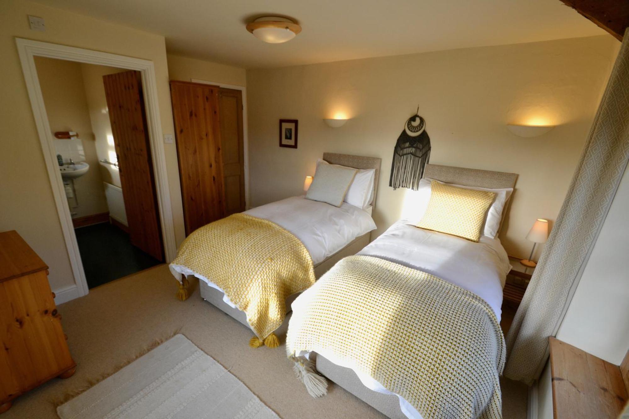 Bed and Breakfast Holwell Holistic Retreat Barnstaple Habitación foto